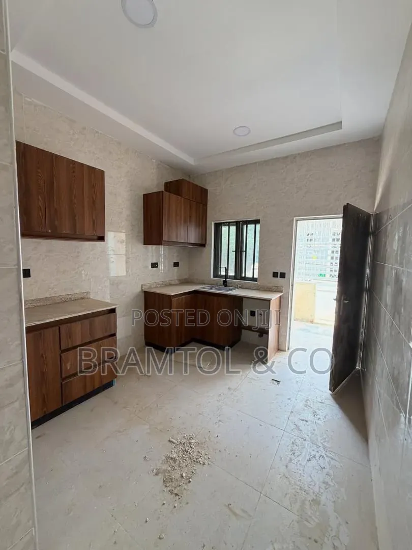 3bdrm Townhouse / Terrace in Zone B for rent