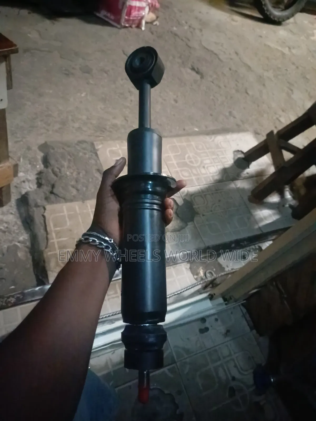 Lexus Lx570 2017 Shock Absorber Original for Ur Car Well Performing