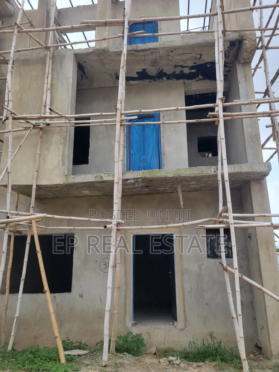 4bdrm Duplex in Jahi for sale