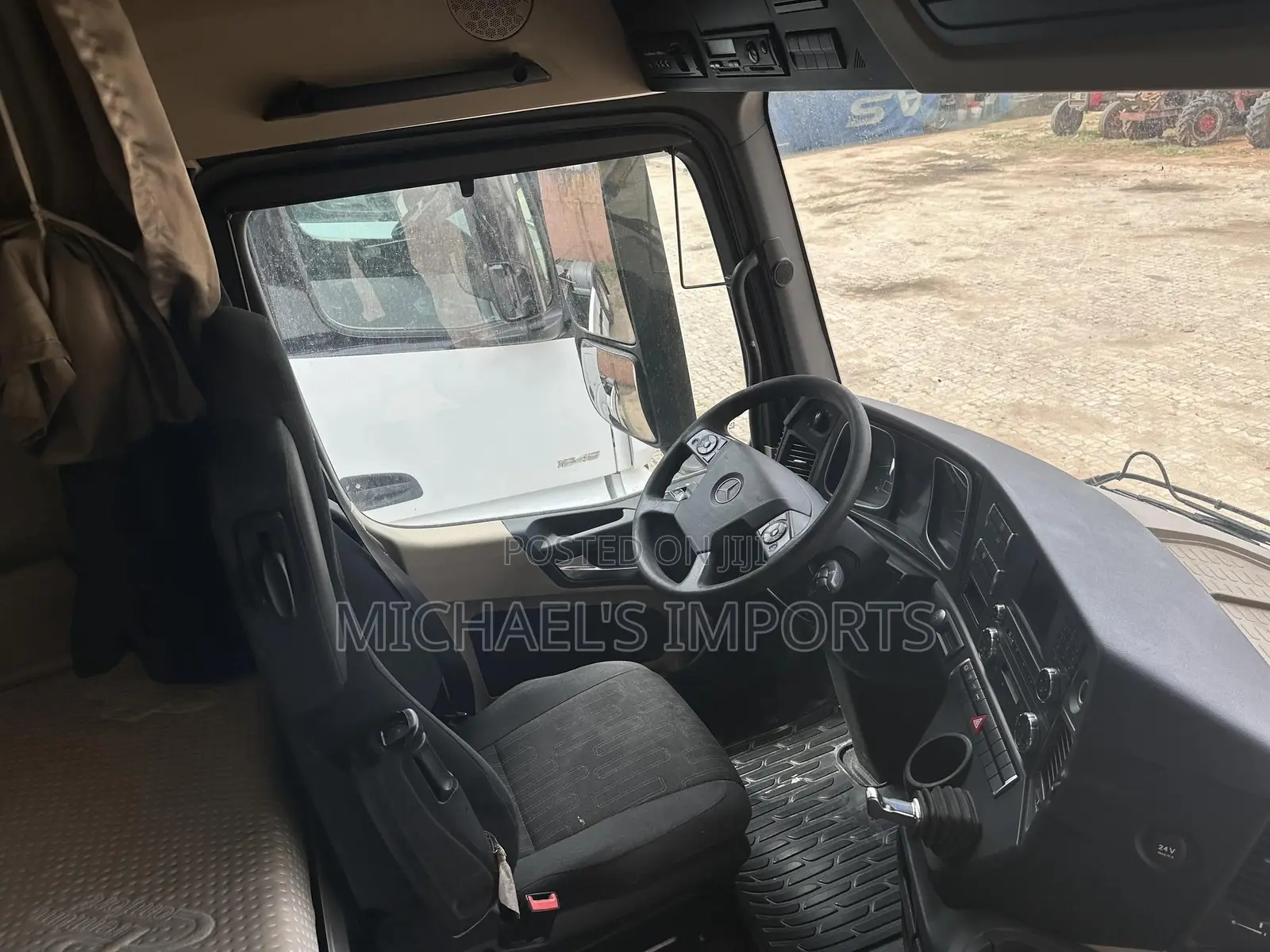 Mercedes-Benz Actros 1851