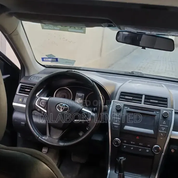 Toyota Camry SE 4dr Sedan (2.5L 4cyl 6A) 2017 Black