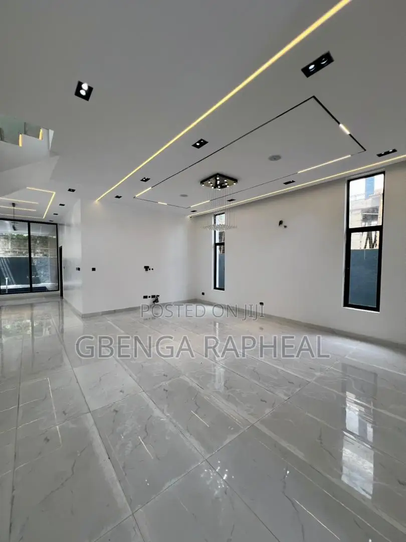 4bdrm Duplex in Chevron, Lekki for sale