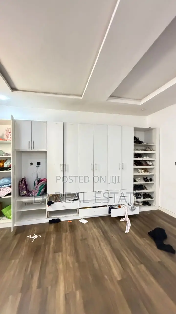 Furnished 5bdrm House in Gaduwa for rent