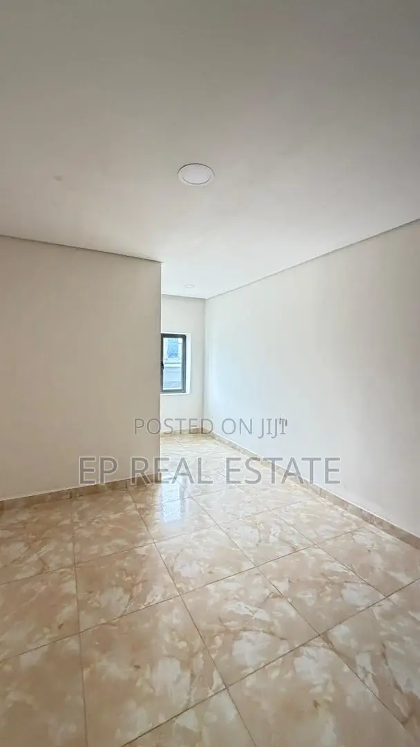 5bdrm Duplex in Wuye for sale