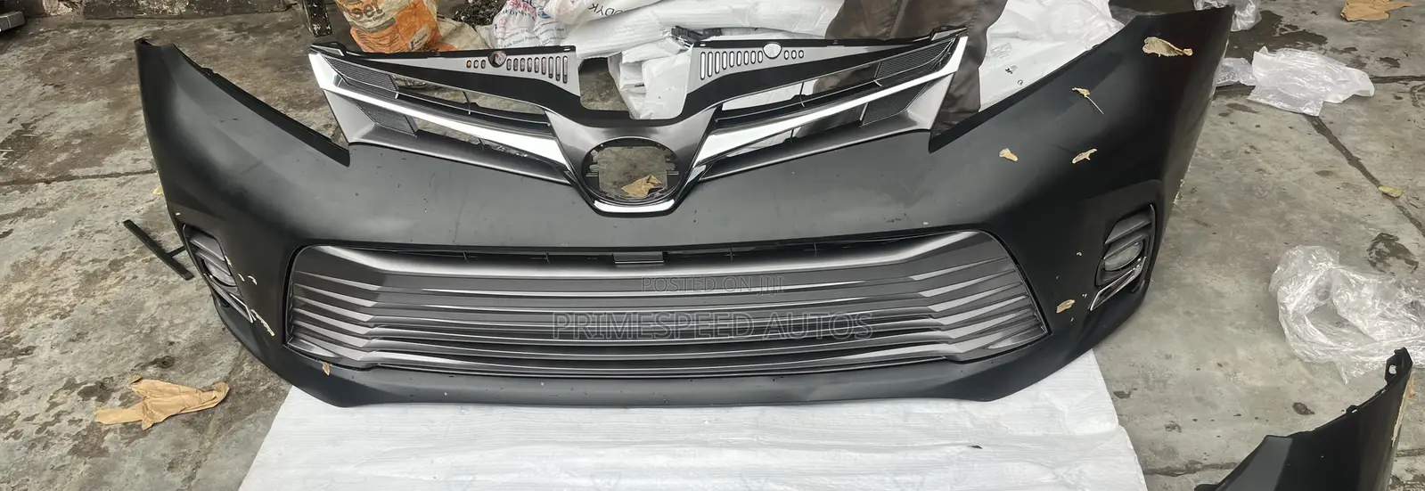 Complete Front Bumper Sienna 2018