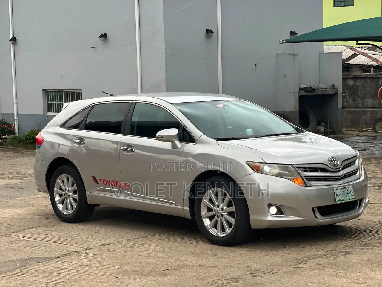 Toyota Venza 2010 Silver