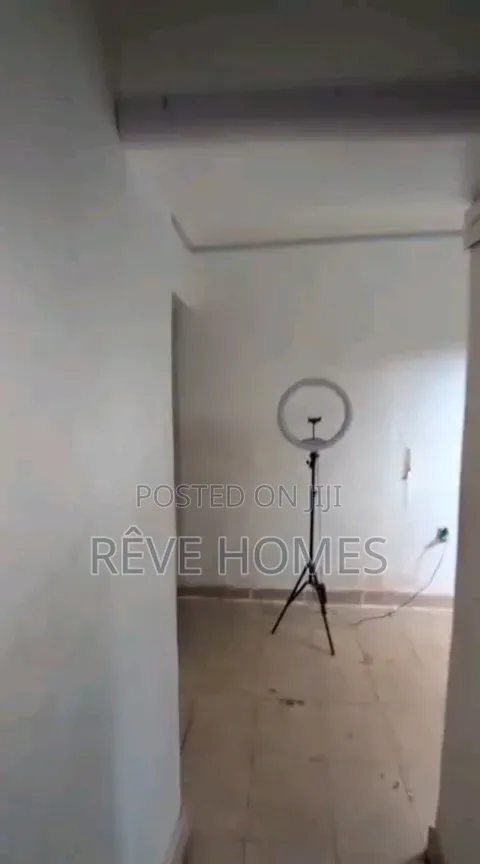 1bdrm Apartment in Shomolu / Shomolu for rent