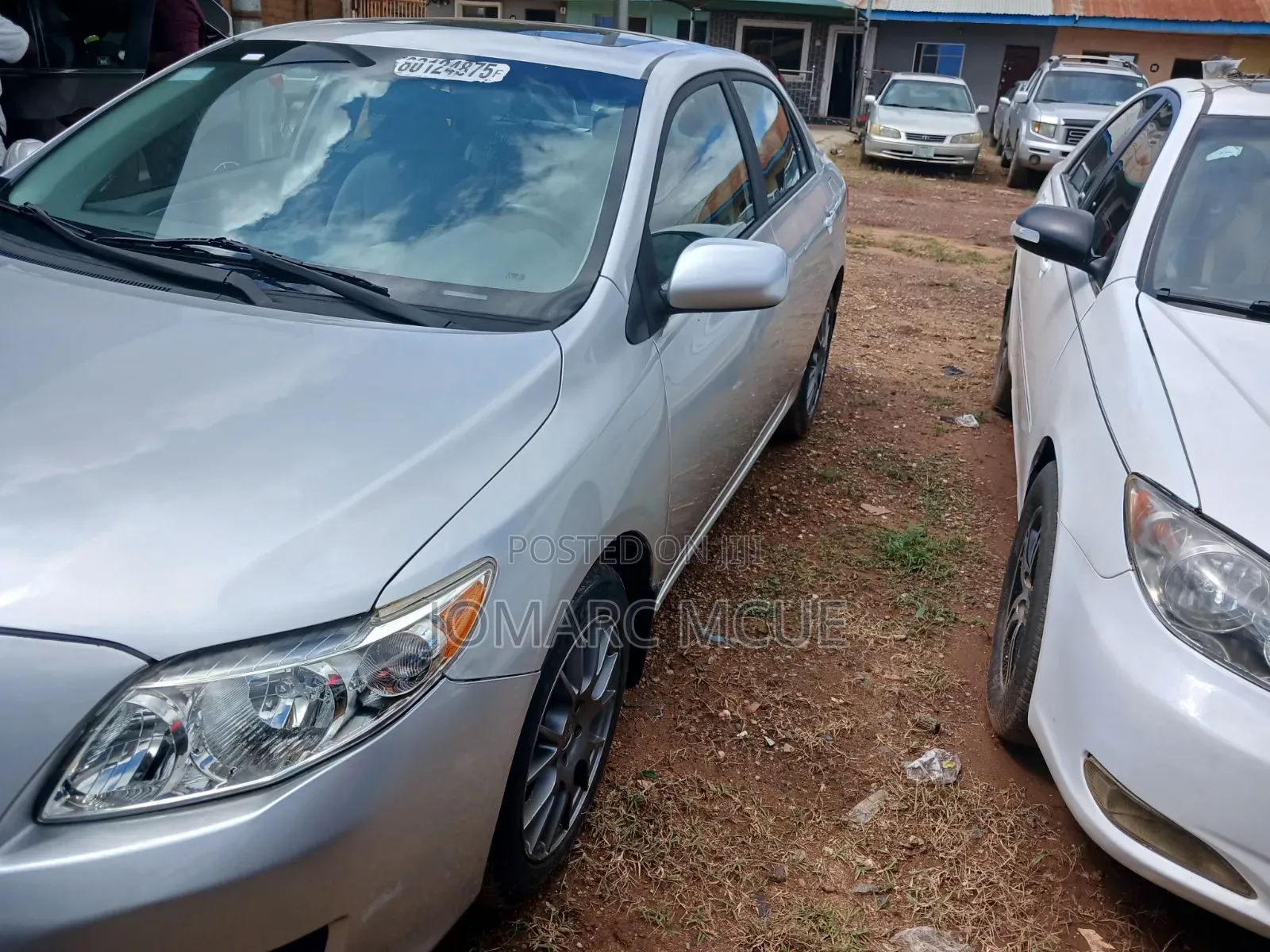 Toyota Corolla XLE 4dr Sedan (1.8L 4cyl 4A) 2010 Silver