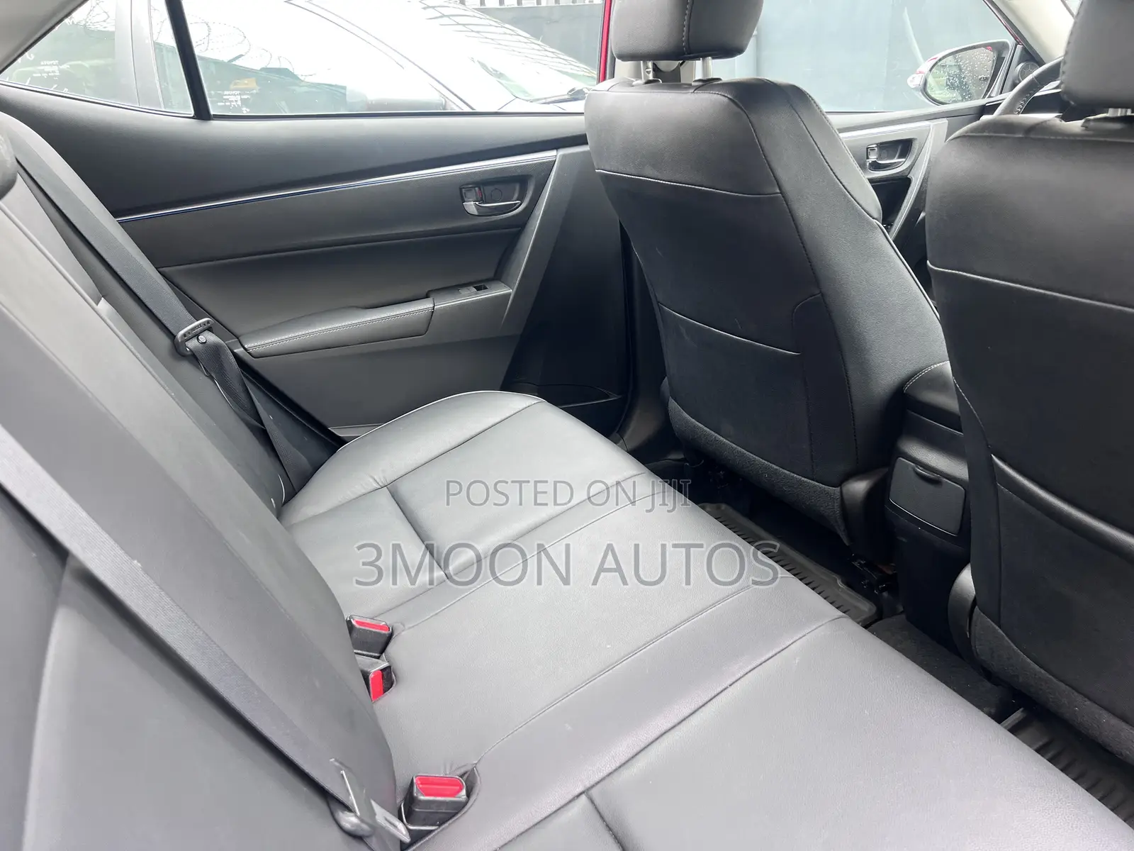 Toyota Corolla S Premium 4dr Sedan (1.8L 4cyl CVT) 2015 Red