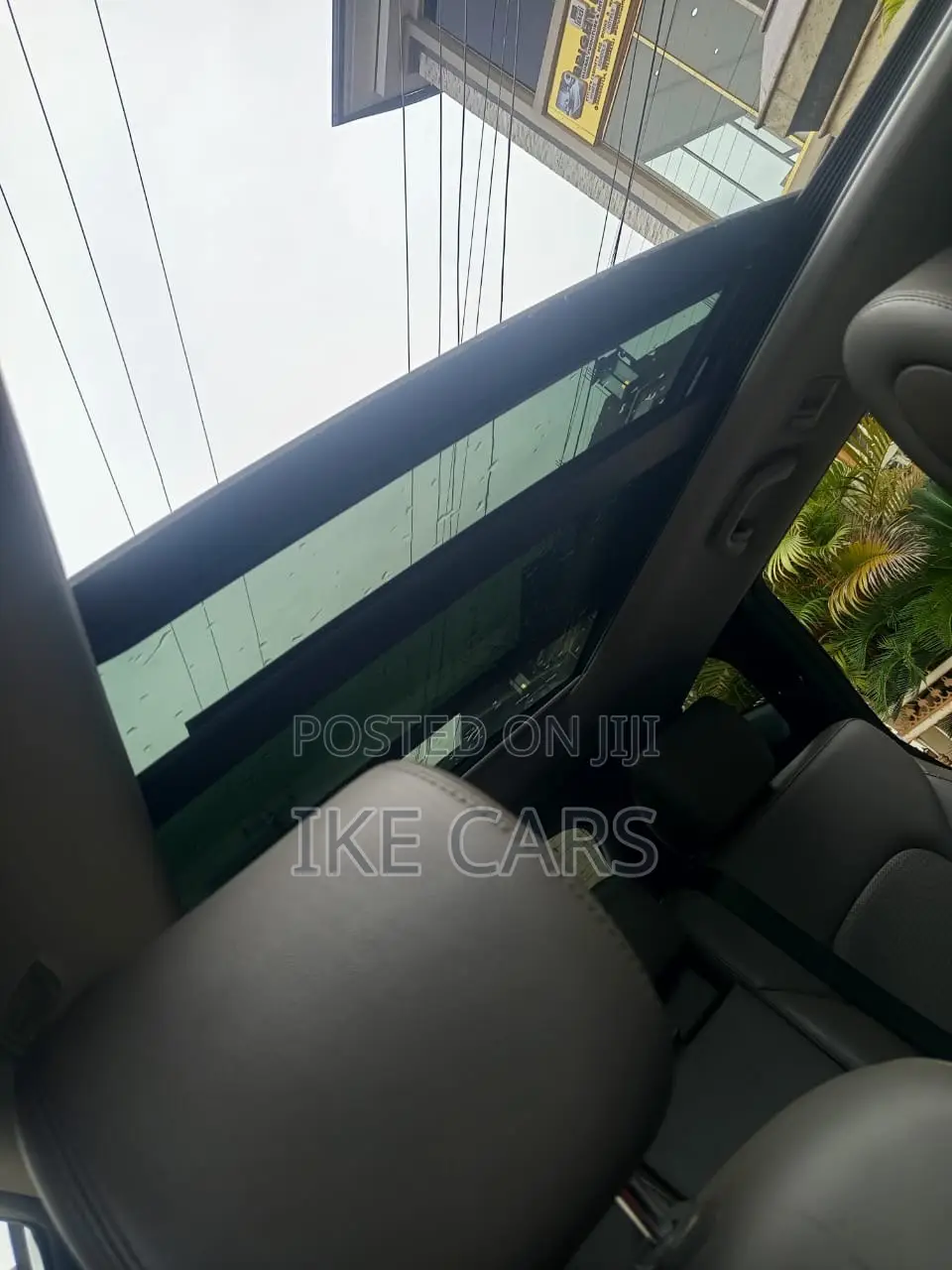 Hyundai Santa Fe SE 2012 White