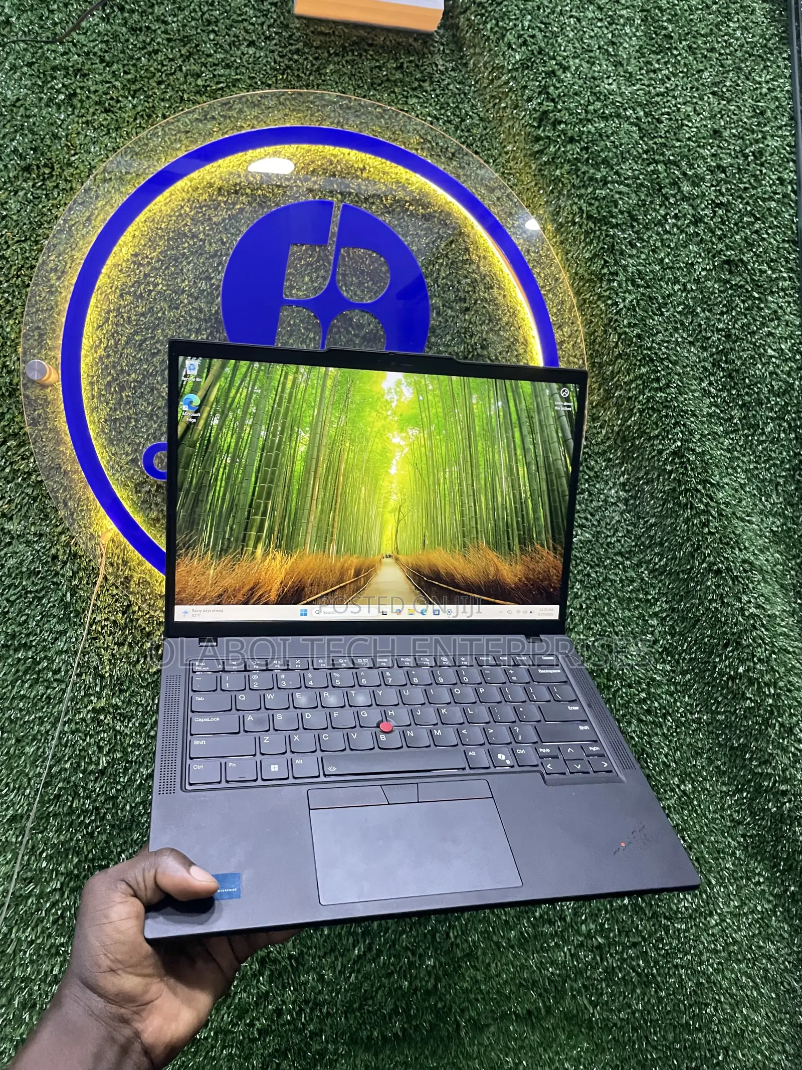 Laptop Lenovo ThinkPad T14 G4 32GB Intel Core Ultra 7 SSD 512GB
