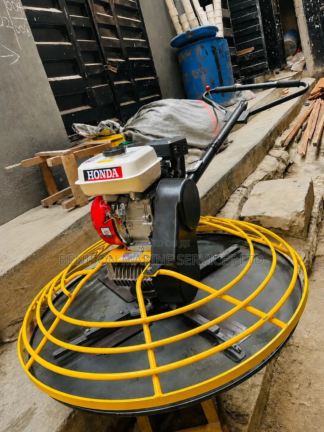 Honda Petrol Power Trowel (Concrete Finishing Machine)