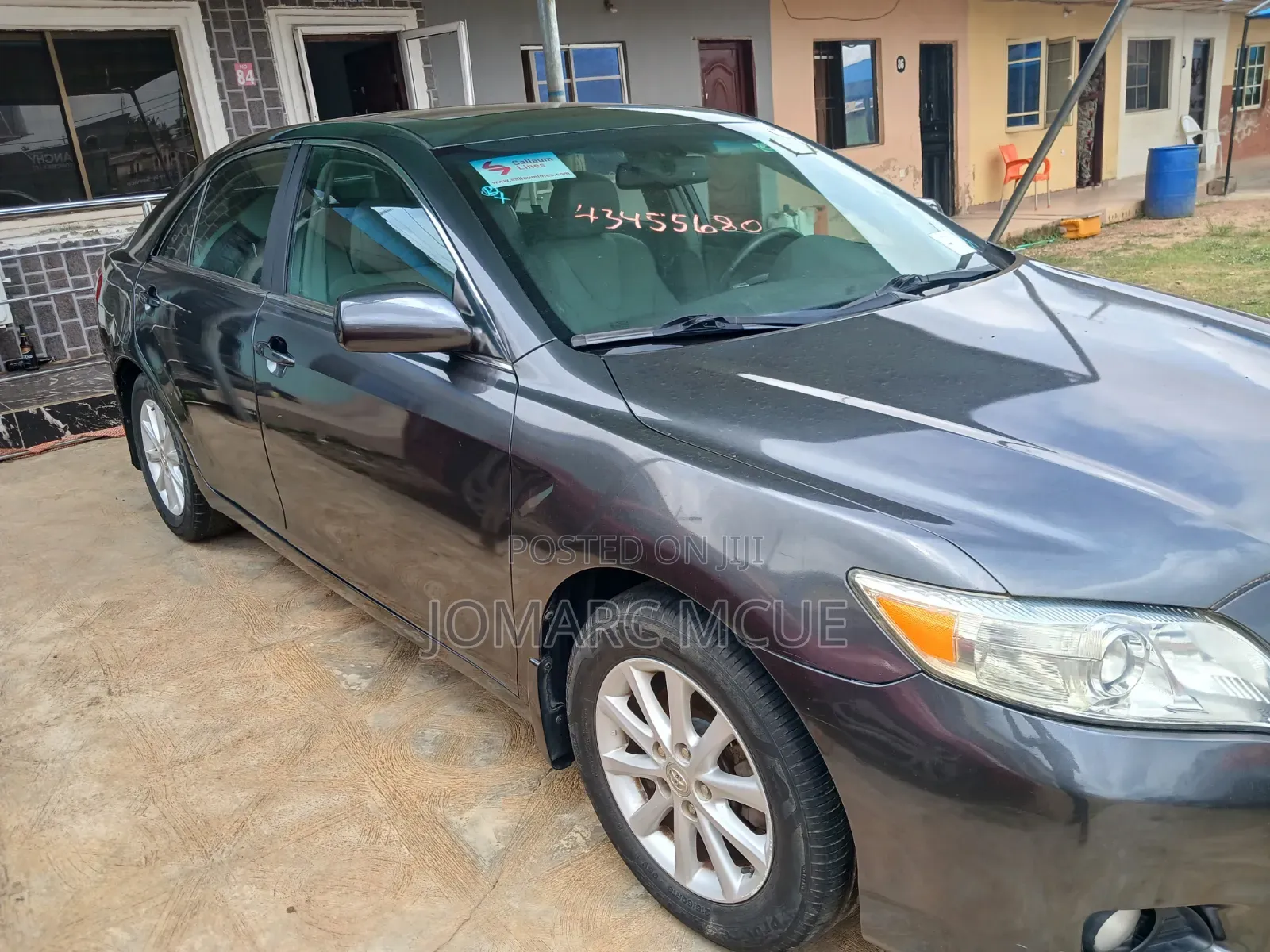 Toyota Camry XLE V6 4dr Sedan (3.5L 6cyl 6AM) 2010 Gray