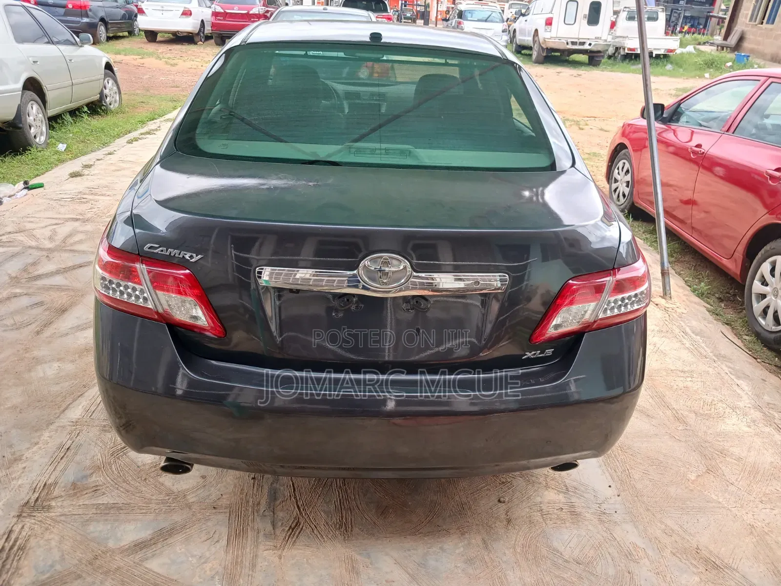 Toyota Camry XLE V6 4dr Sedan (3.5L 6cyl 6AM) 2010 Gray