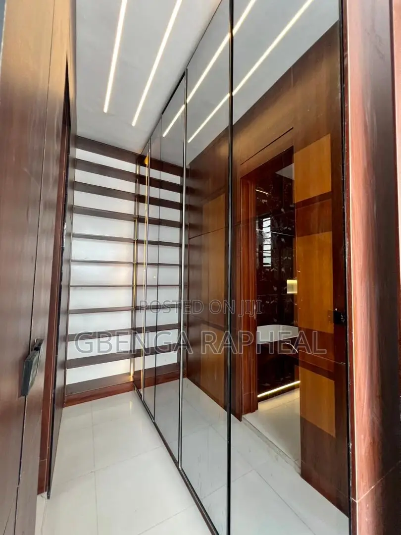 4bdrm Duplex in Ikota, Lekki for sale