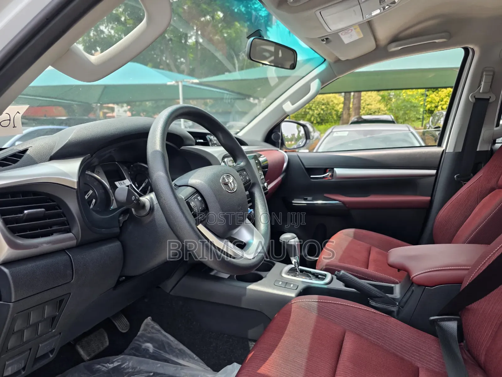 New Toyota Hilux 2025 White