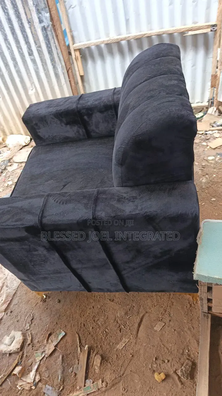 Single Sofa