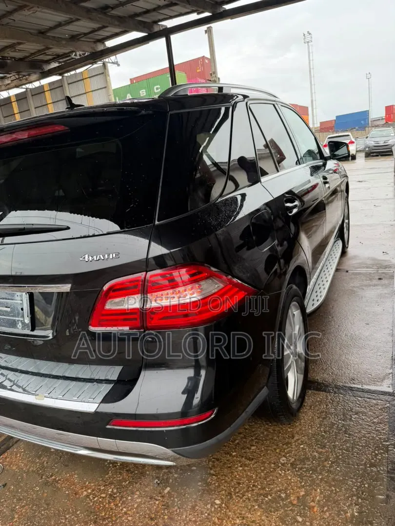 Mercedes-Benz M Class 2013 Black