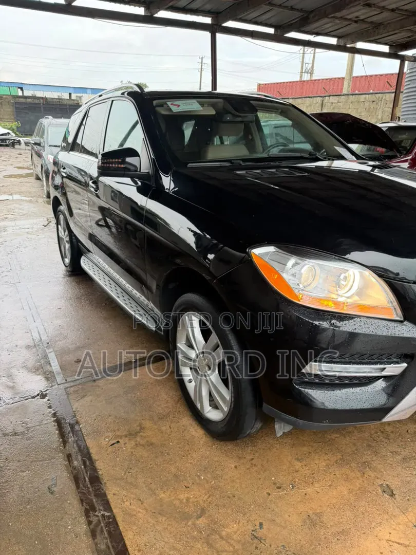 Mercedes-Benz M Class 2013 Black