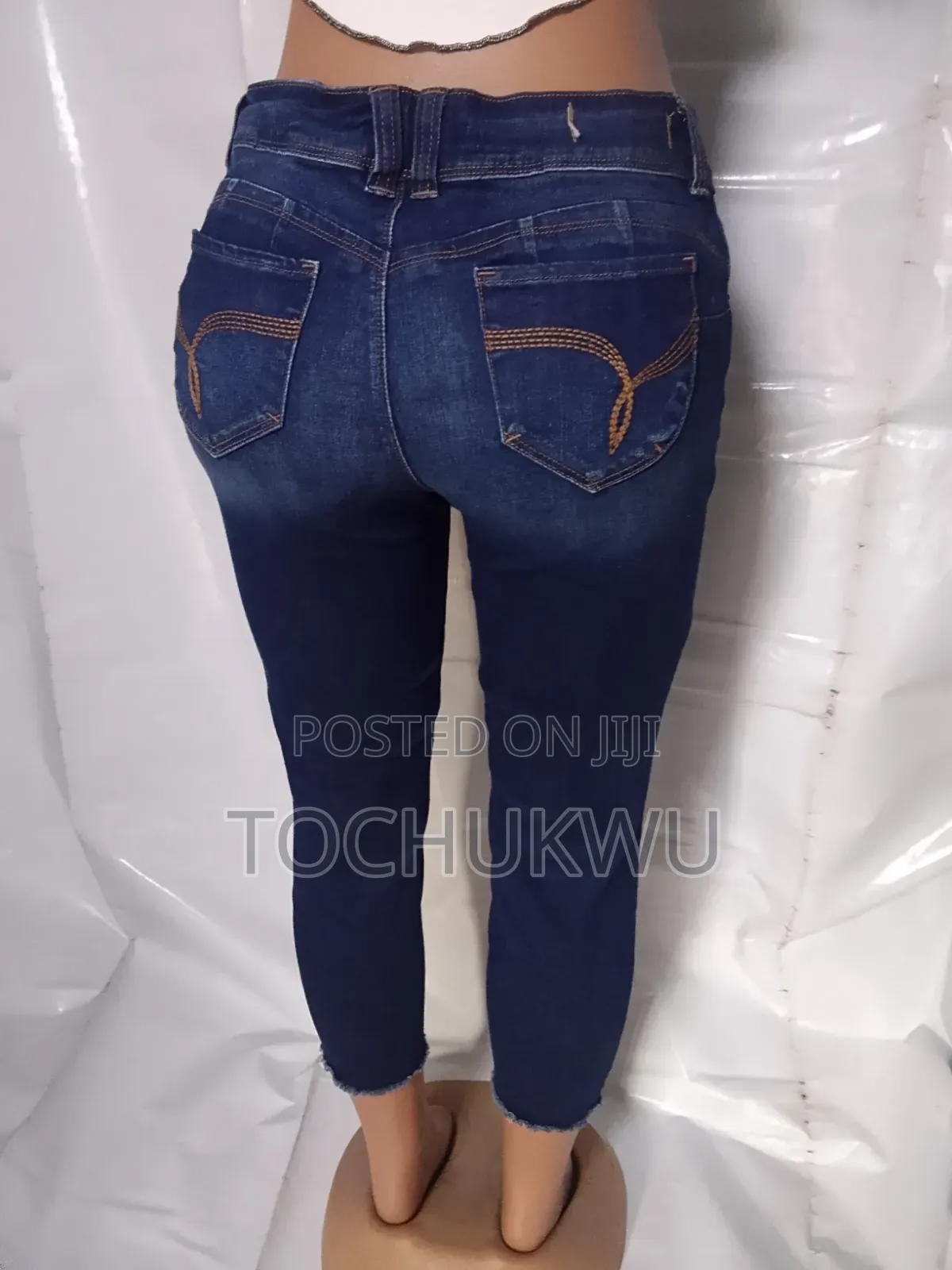 First Grade Thrift Ladies 3/4 Skinny Jeans