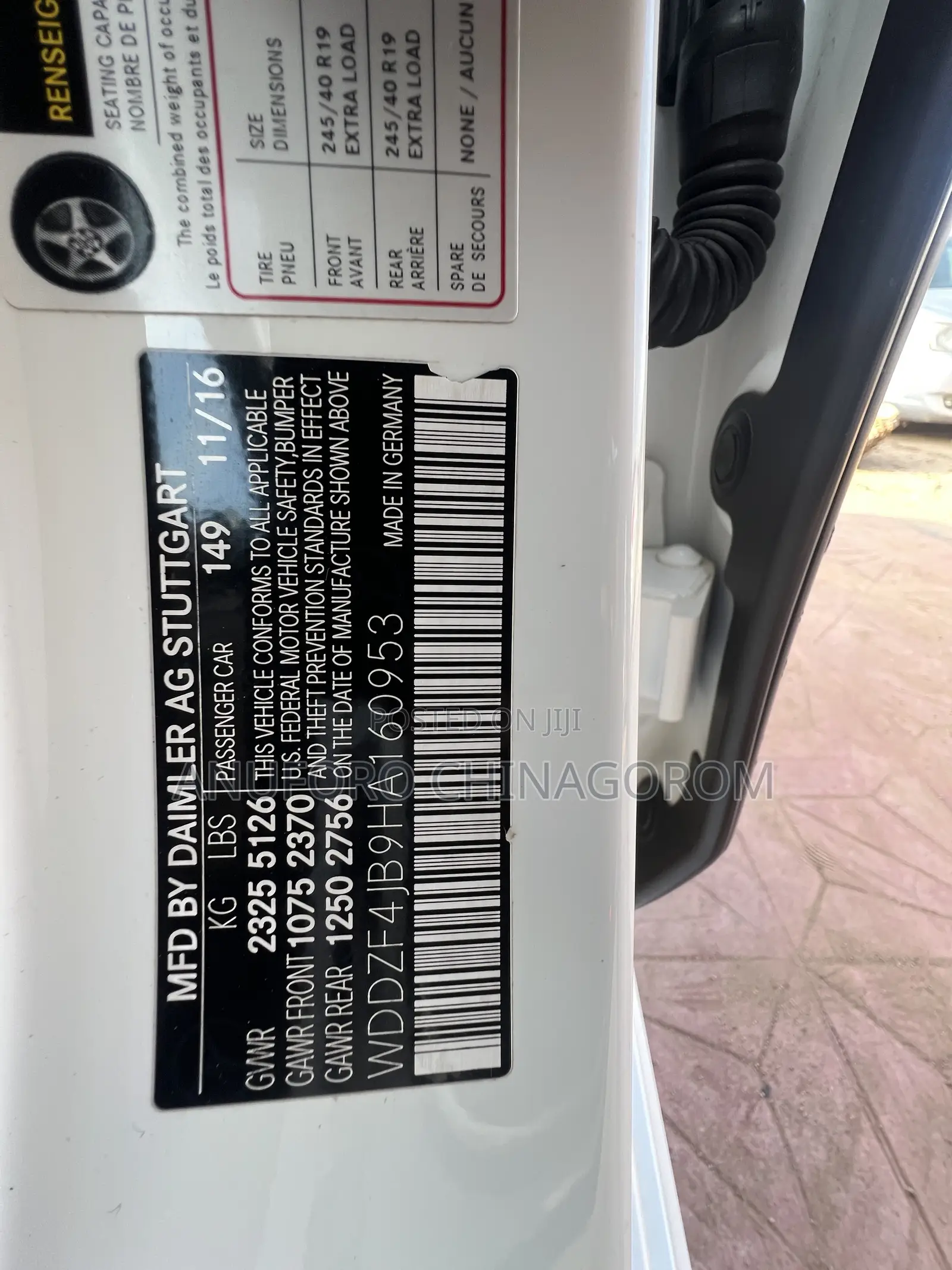 Mercedes-Benz 300E 2017 White