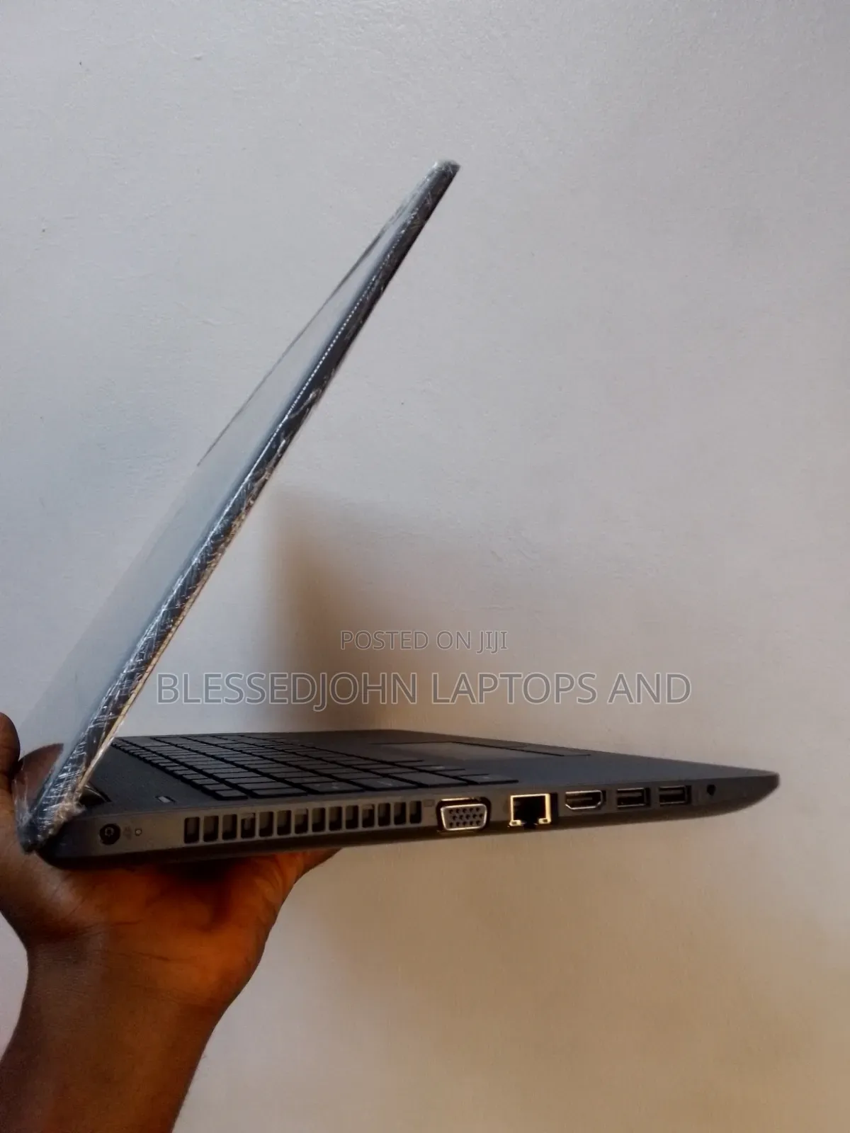 Laptop HP 255 G6 8GB AMD HDD 320GB