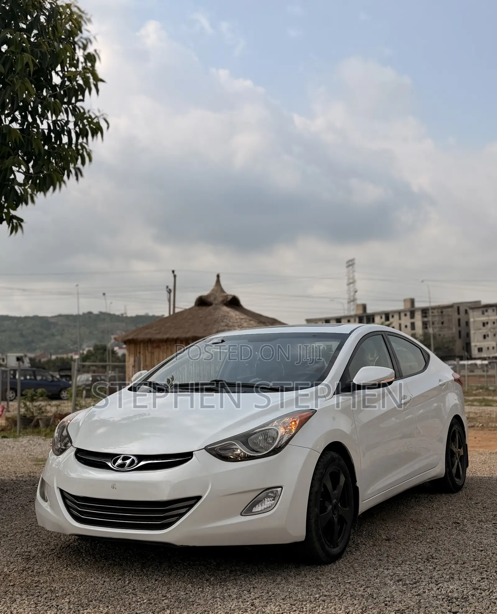 Hyundai Elantra Limited Sedan FWD (1.8L 4cyl 6A) 2013 White