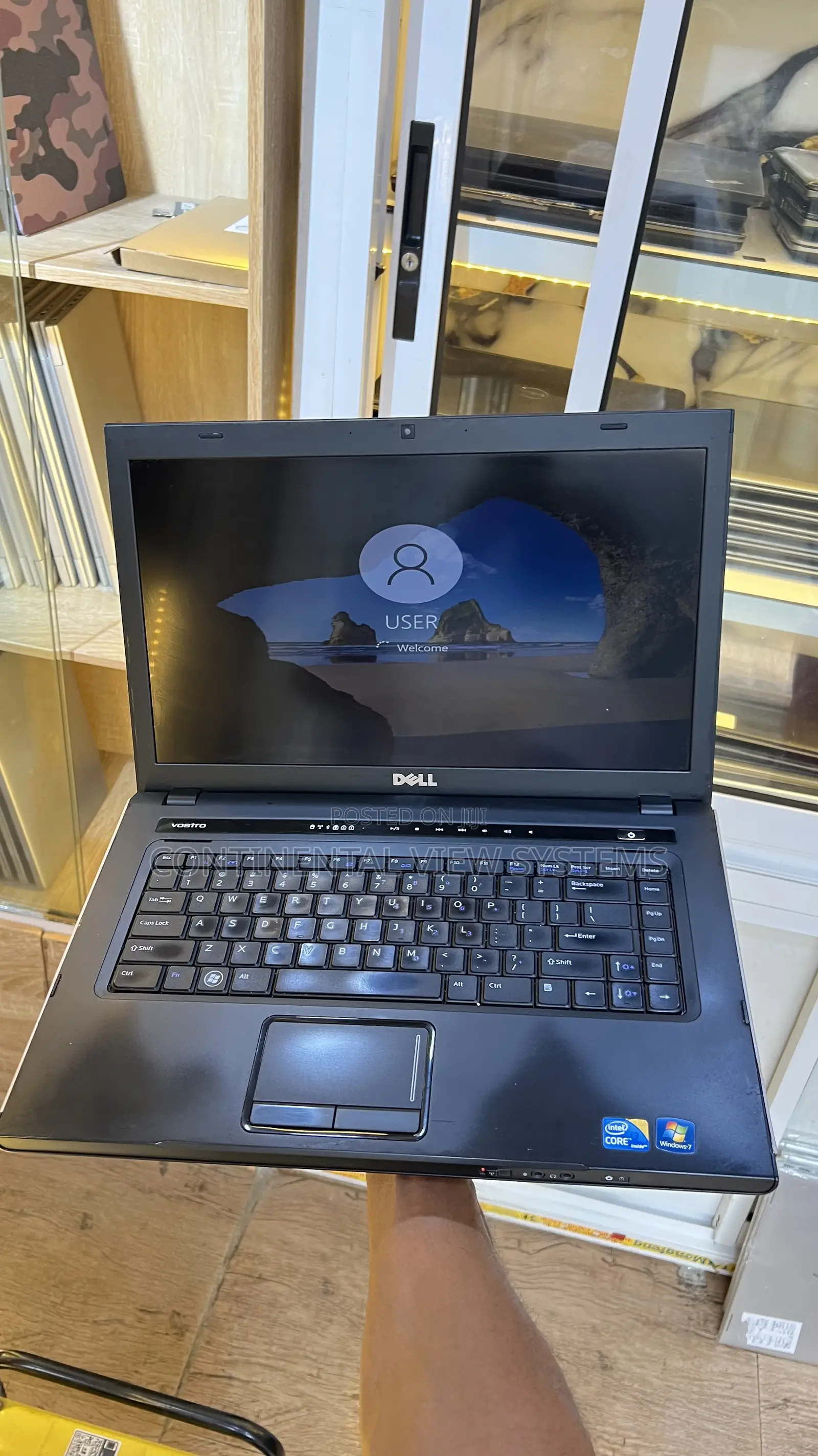 Laptop Dell Vostro 3500 8GB Intel Core i3 HDD 320GB
