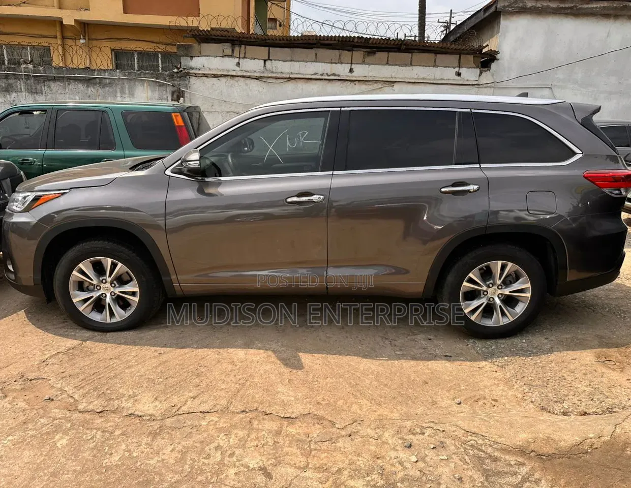 Toyota Highlander XLE 4dr SUV (3.5L 6cyl 6A) 2015 Brown