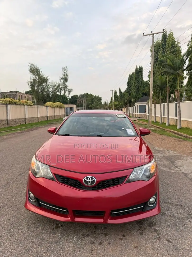 Toyota Camry 2013 Red