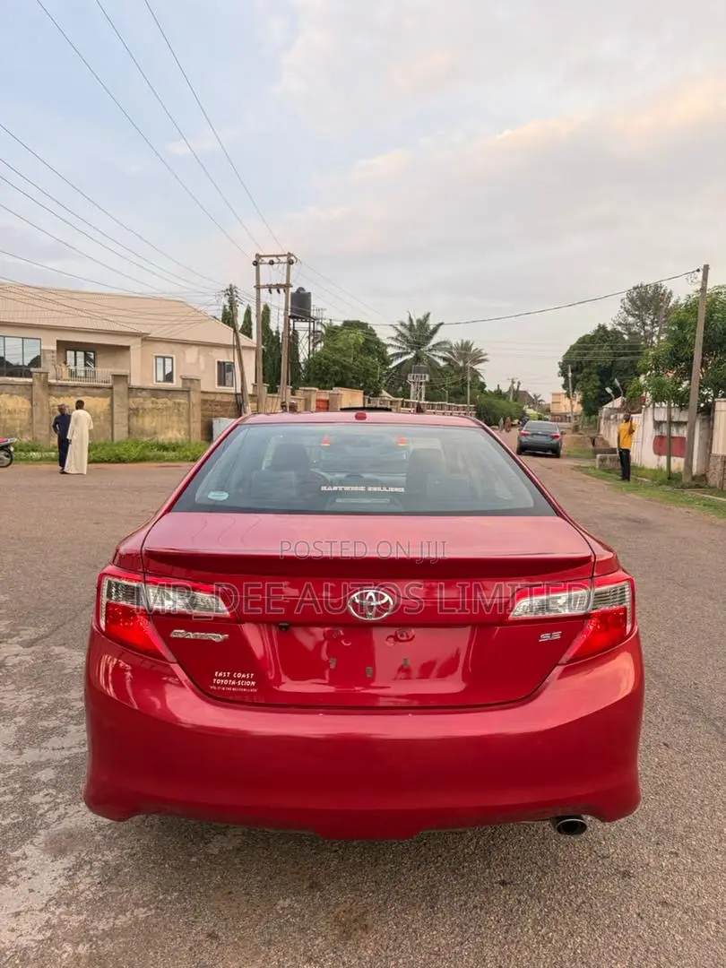 Toyota Camry 2013 Red