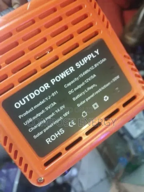 200w Ac/Dc Portable Solar Generator Power Tank Station System