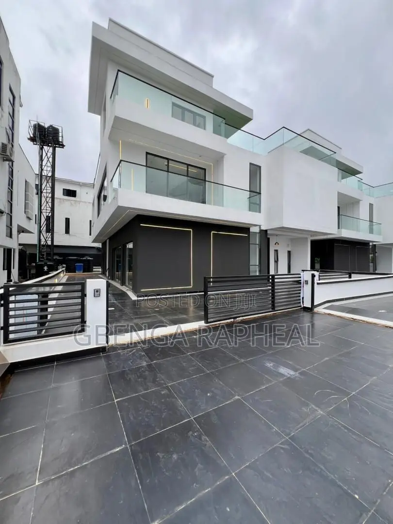 5bdrm Duplex in Orchid Road, Lagos Island / Lagos Island for sale