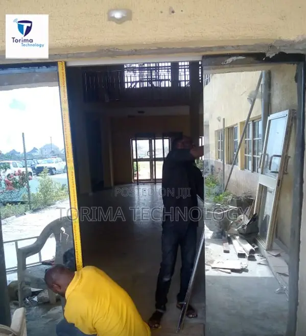 Installastion Automatic Frameless Sensor Door