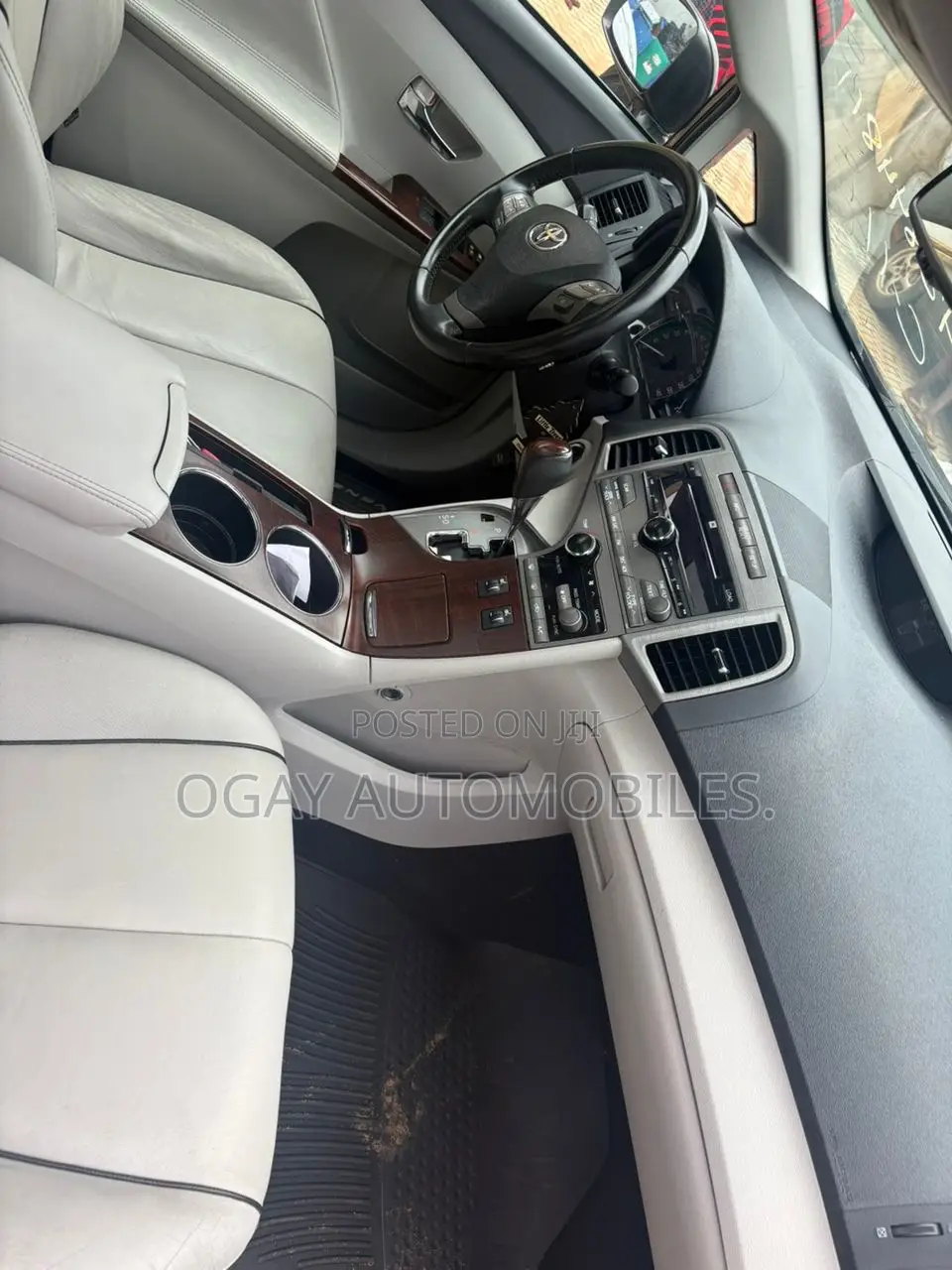 Toyota Venza AWD 2010 Black