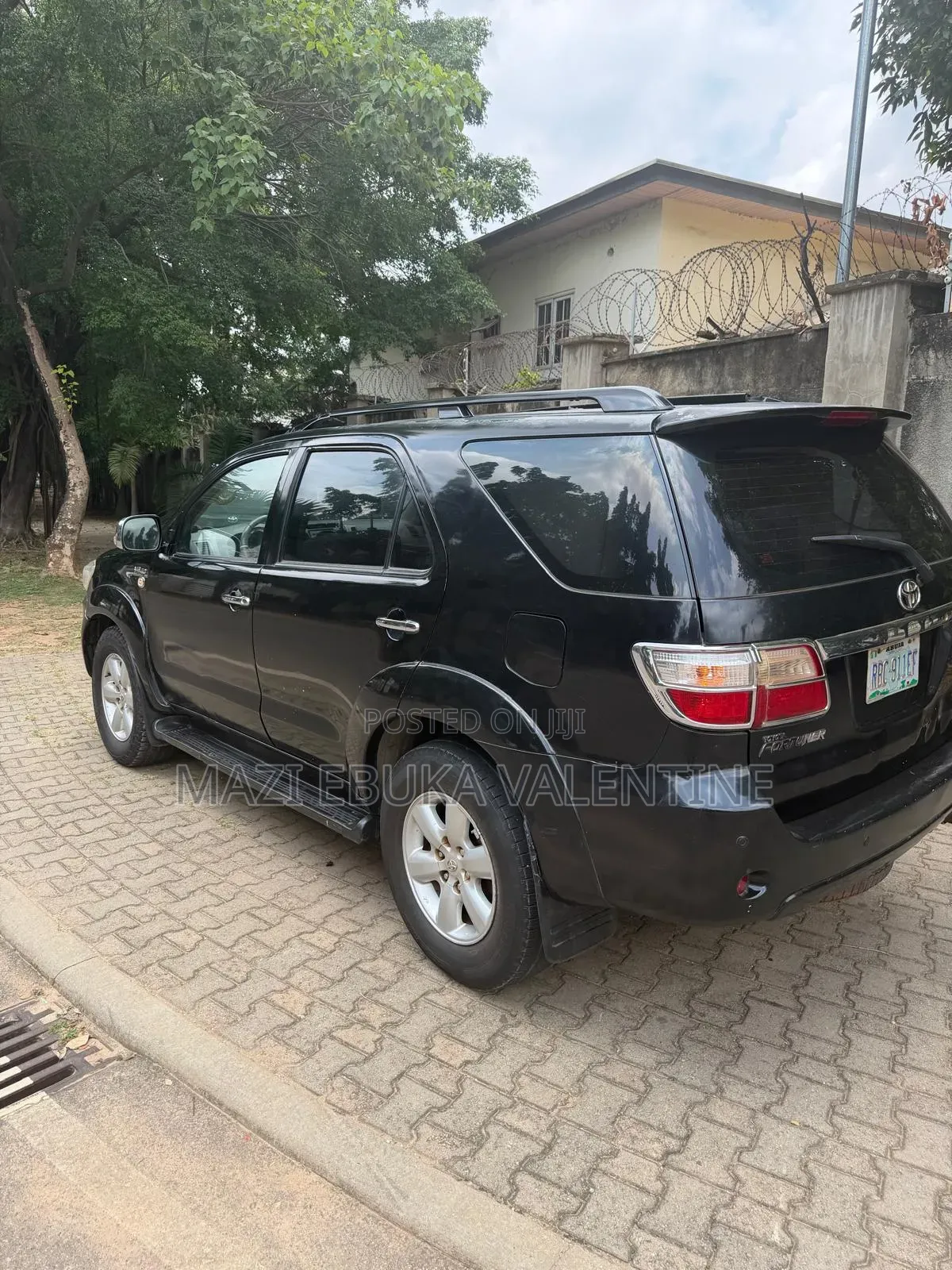 Toyota Fortuner 2014 Black