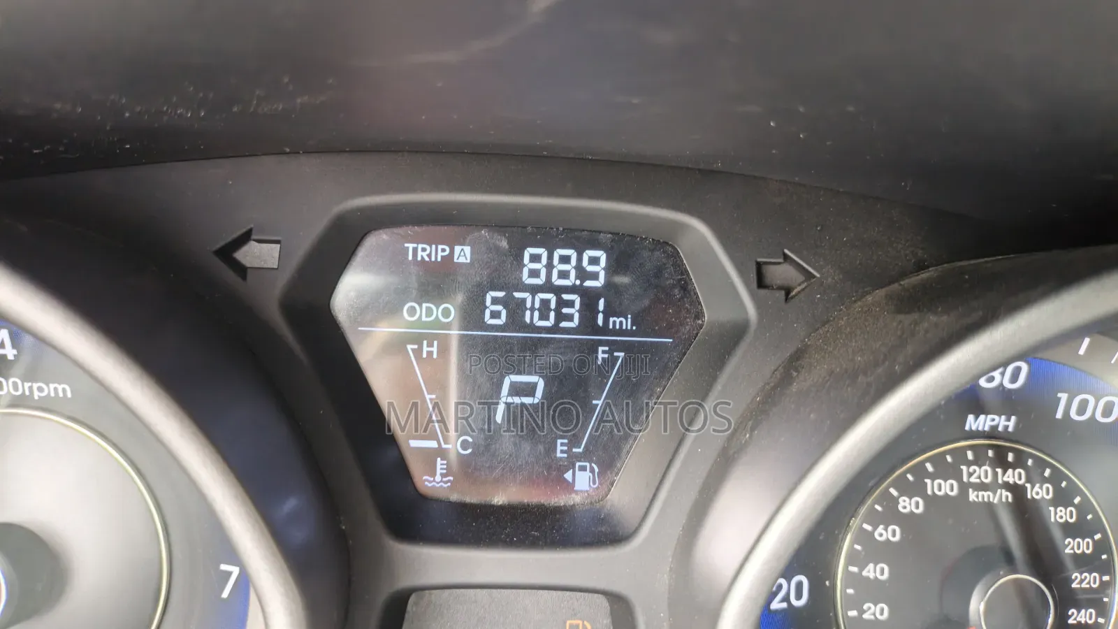Hyundai Elantra 2012 Gray
