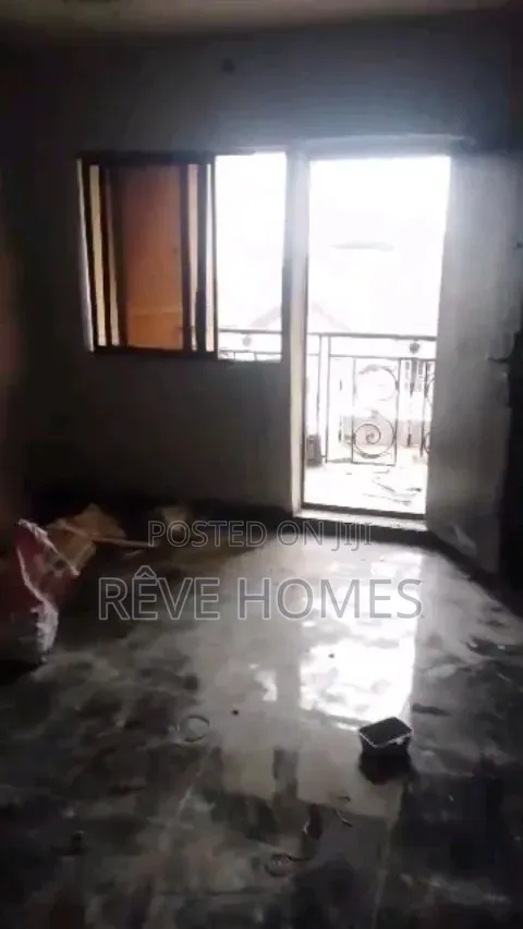 3bdrm Duplex in Anthony Village for rent