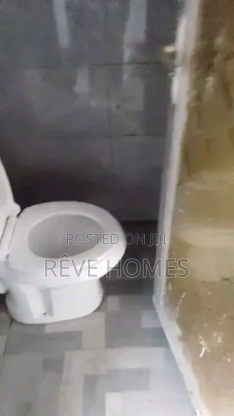 3bdrm Duplex in Anthony Village for rent