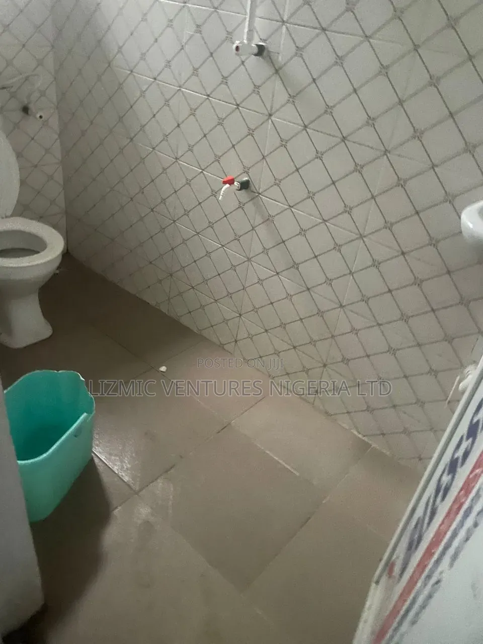 2bdrm Apartment in Agric Road, Ikotun / Ikotun/Igando for rent