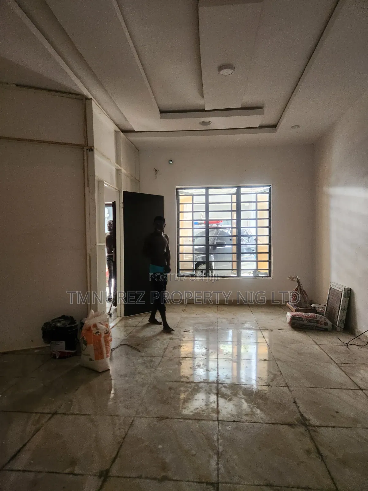 Mini Flat in Ikota for rent