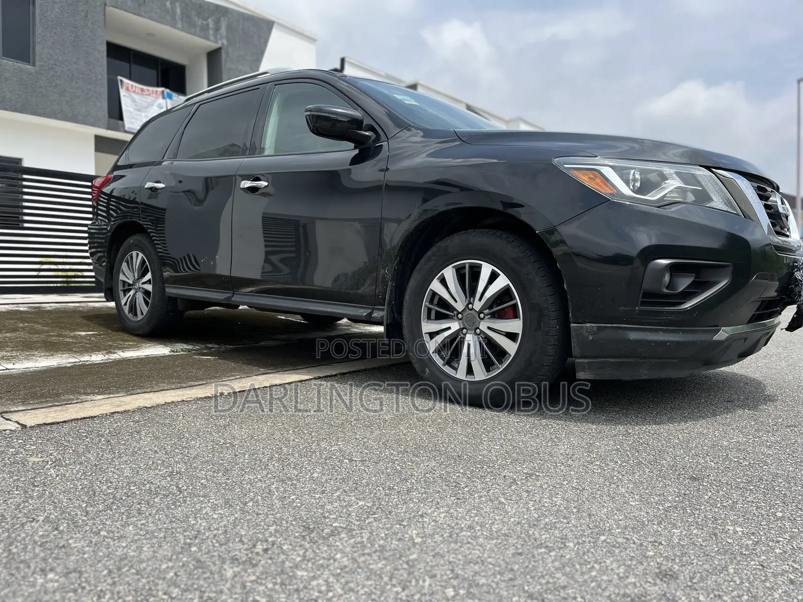 Nissan Pathfinder Platinum 4dr FWD (3.5L 6cyl) 2017 Black