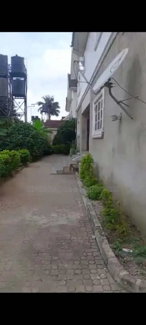 9bdrm House in Sun City Estate for sale