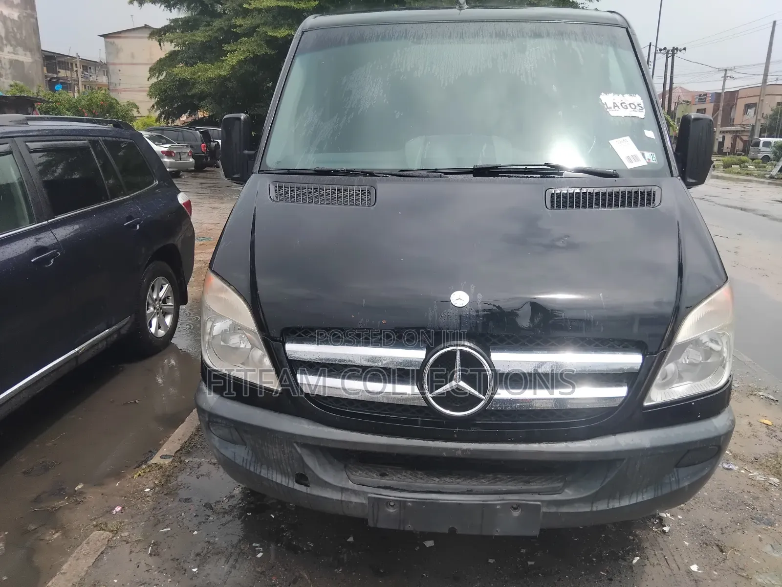Mercedes-Benz Sprinter 2012 Black