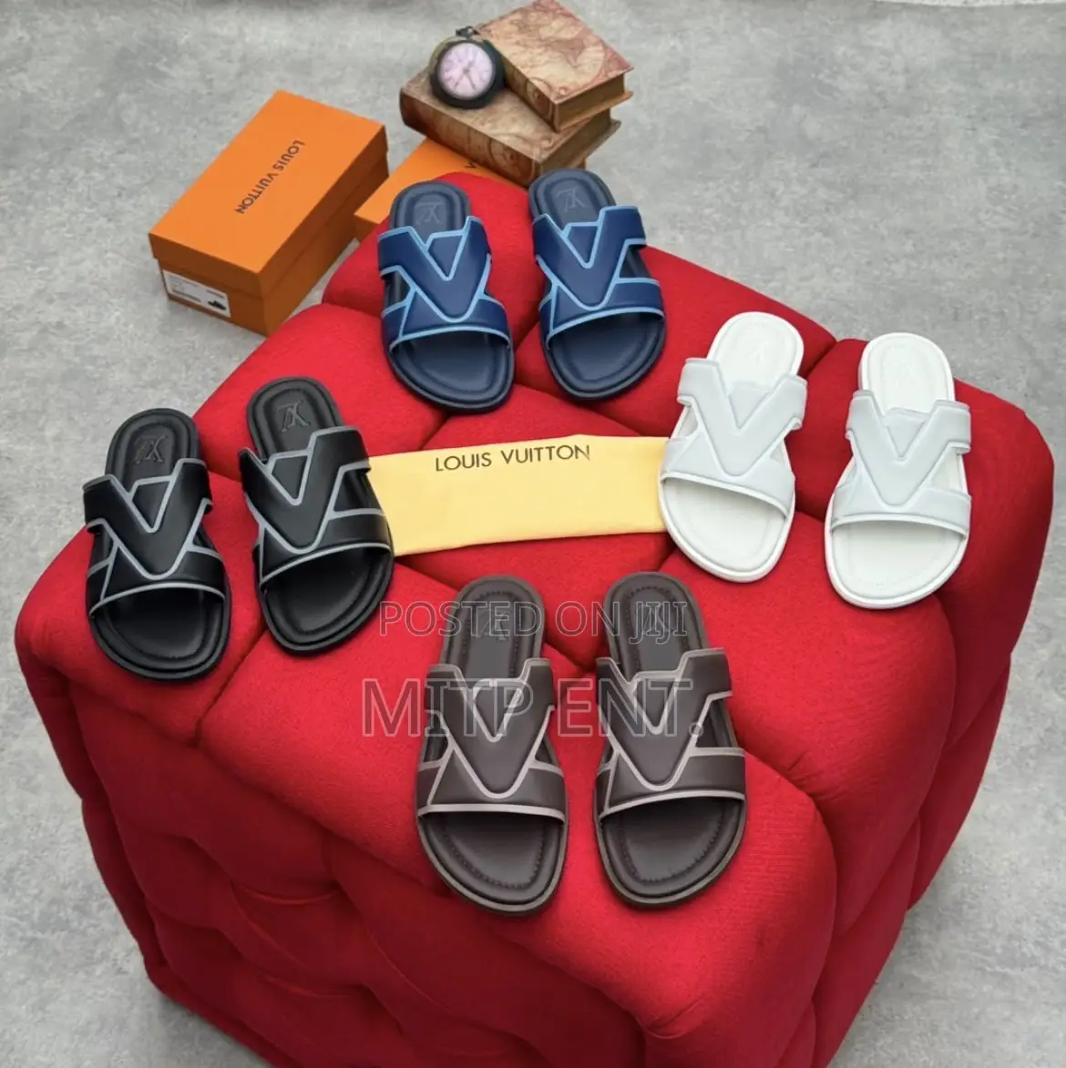 Louis Vuitton Men Pam/Slip Ons