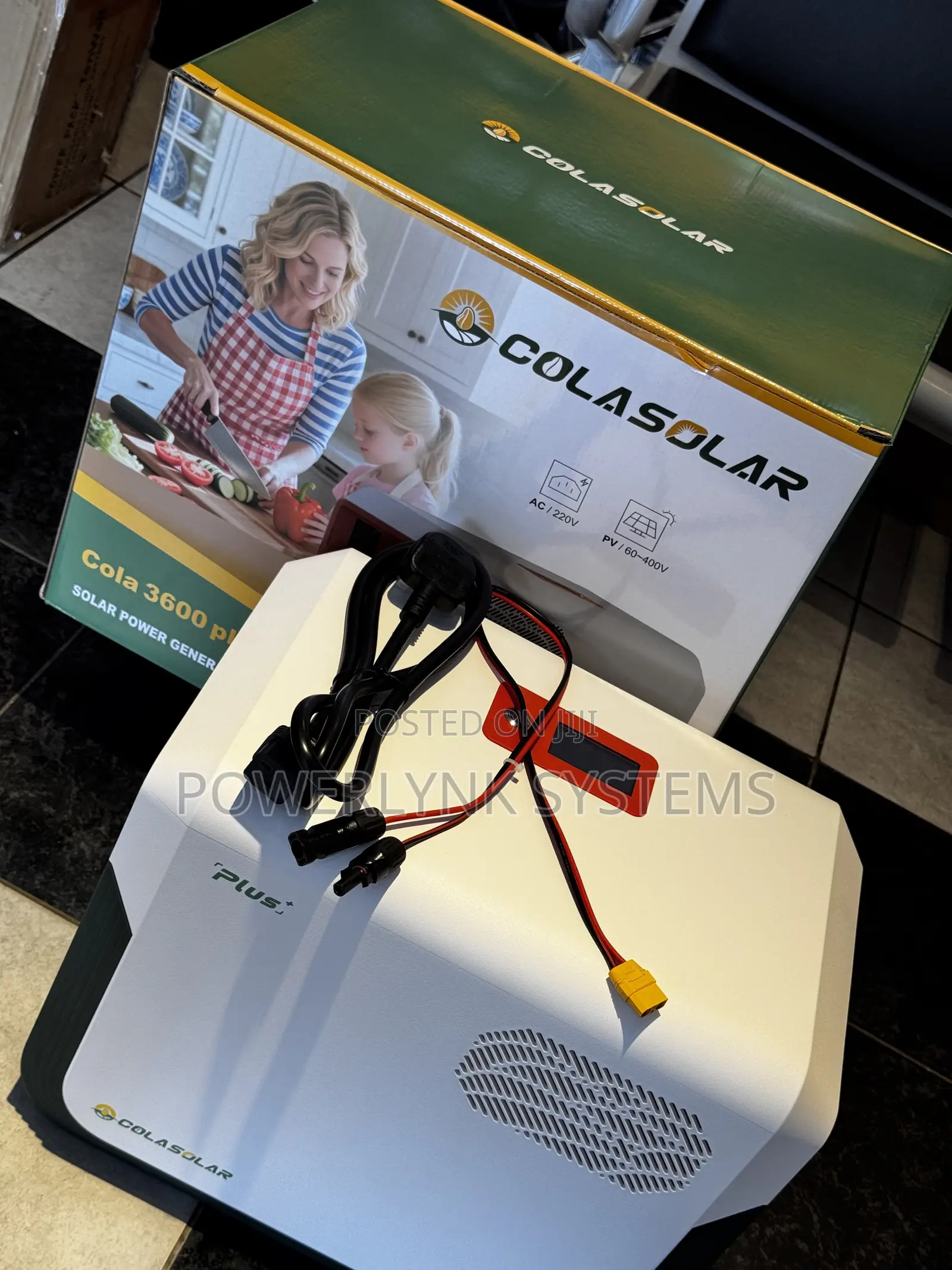 Cola Solar 3600 Plus Solar Generator