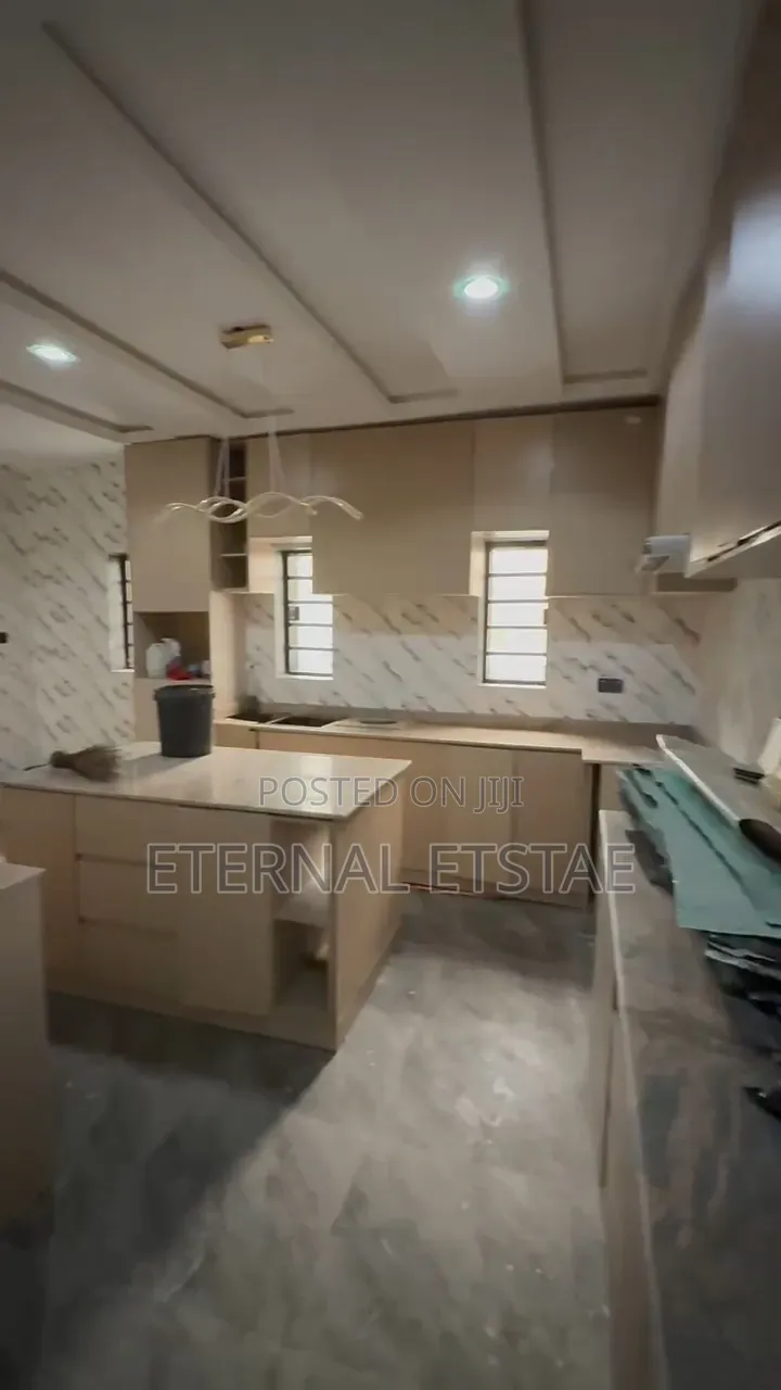 5bdrm Duplex in Tennece Centenary, Enugu for sale