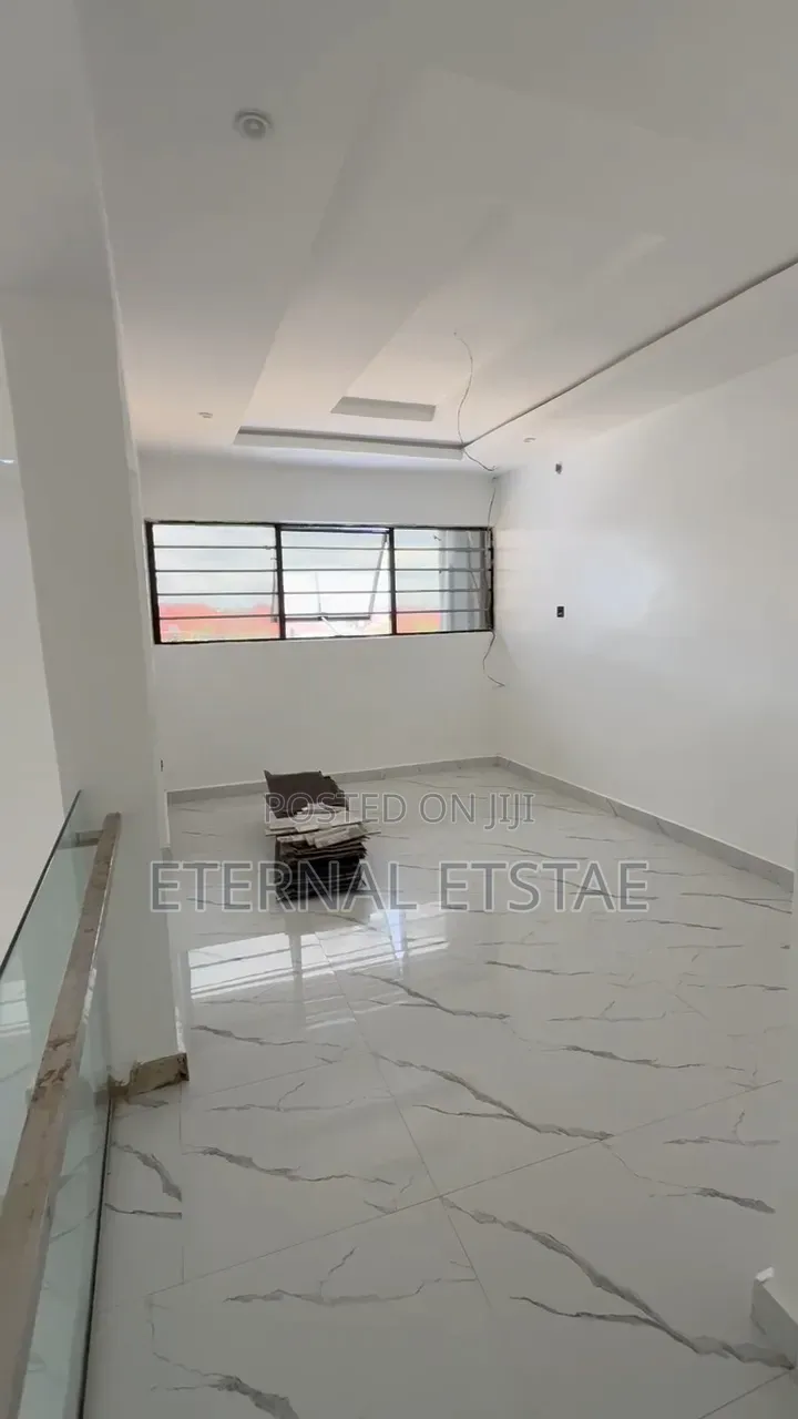 5bdrm Duplex in Tennece Centenary, Enugu for sale