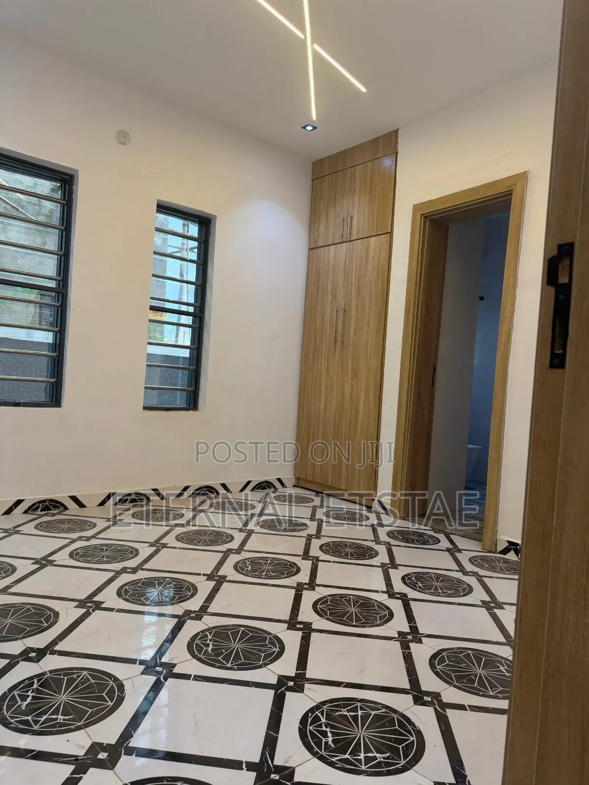 5bdrm Duplex in Tennece Centenary, Enugu for sale