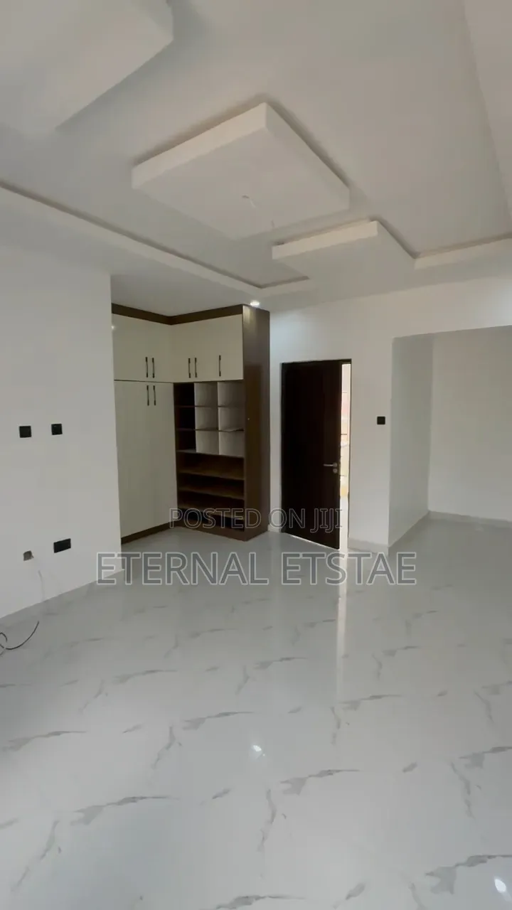 5bdrm Duplex in Tennece Centenary, Enugu for sale